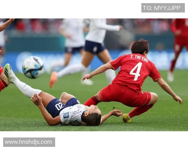 《足球超级球星2018全新赛季竞技盛宴荣耀归来球员挑战与突破》