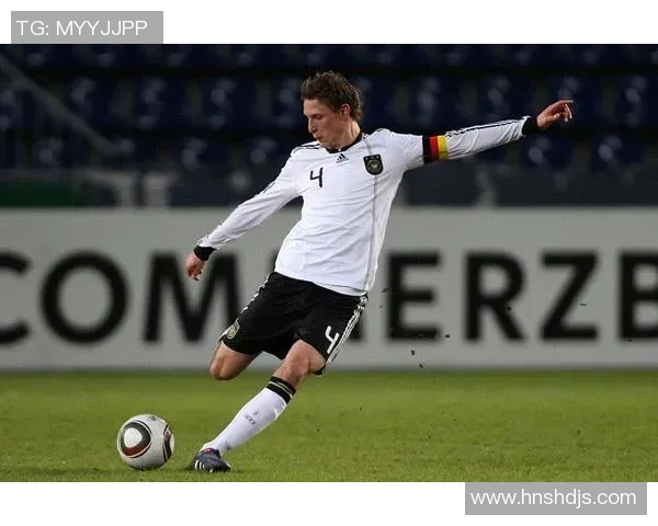 德国足球明星全景图集展现德国队球员风采与传奇时刻
