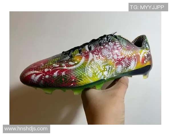 球星定制足球鞋:如何打造专属个人特色与竞技表现的完美平衡 球星定制足球鞋:如何打造专属个人特色与竞技表现的完美平衡