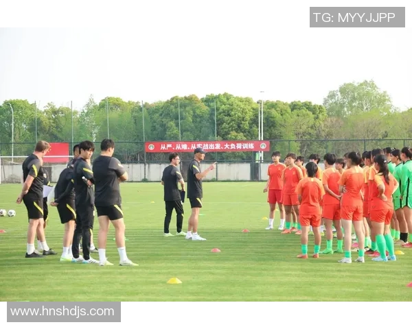 球星足球裤:创新设计与舒适体验助力球员竞技表现提升 球星足球裤:创新设计与舒适体验助力球员竞技表现提升