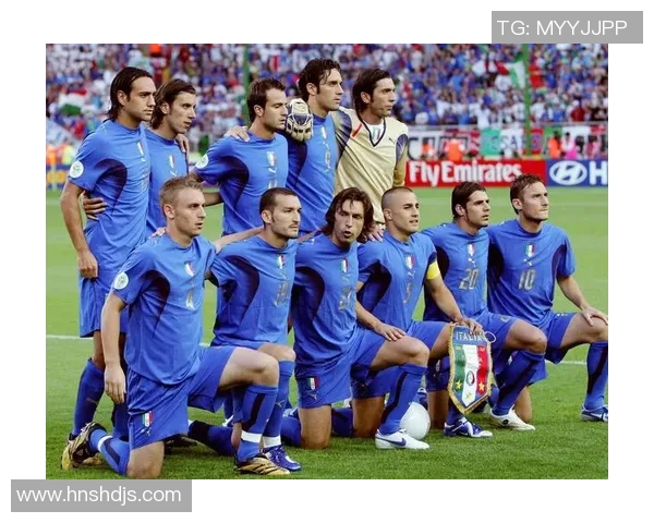 足球巨星肖像艺术:用画笔描绘世界足坛传奇人物的风采与荣耀 足球巨星肖像艺术:用画笔描绘世界足坛传奇人物的风采与荣耀